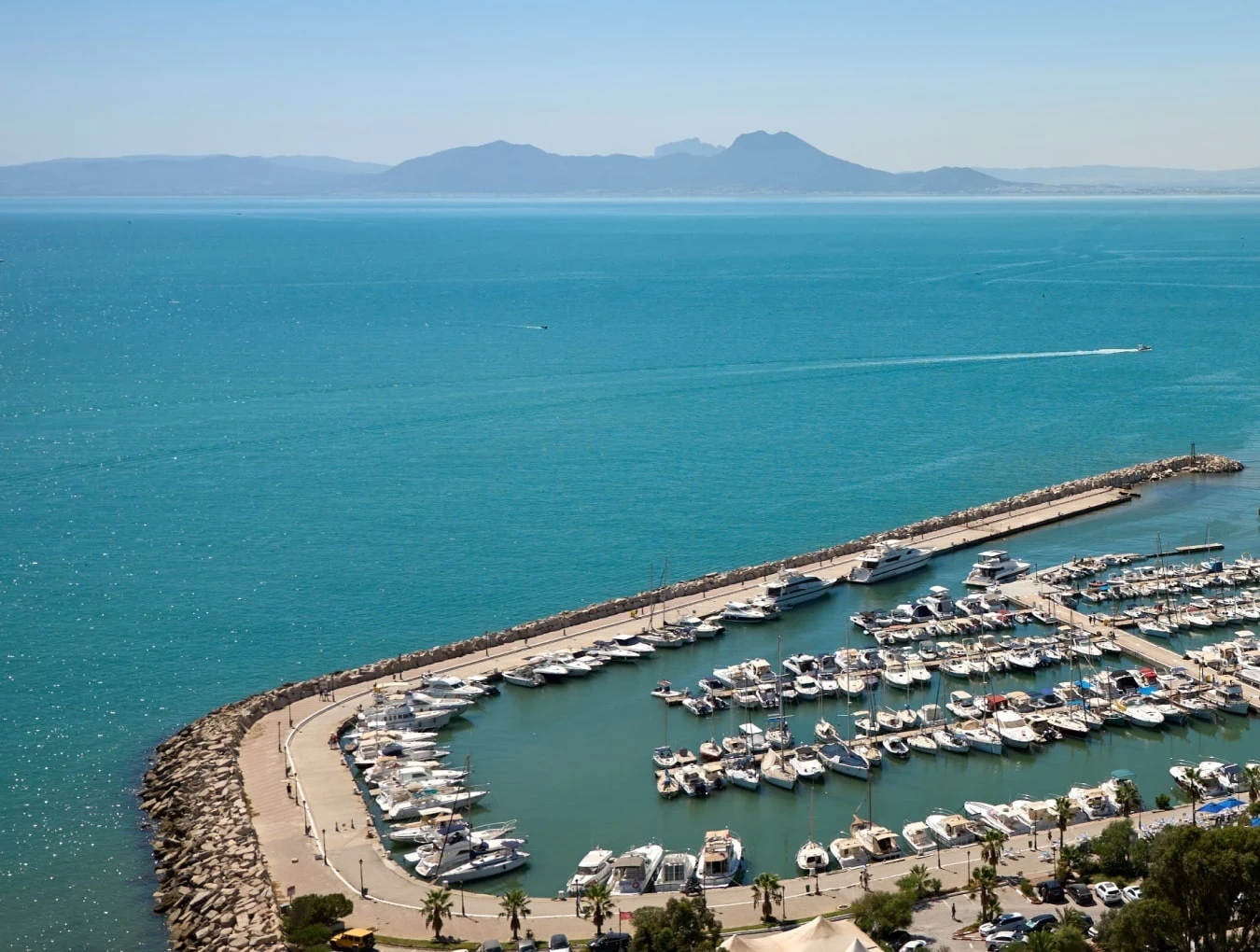 marinas whisper yachts