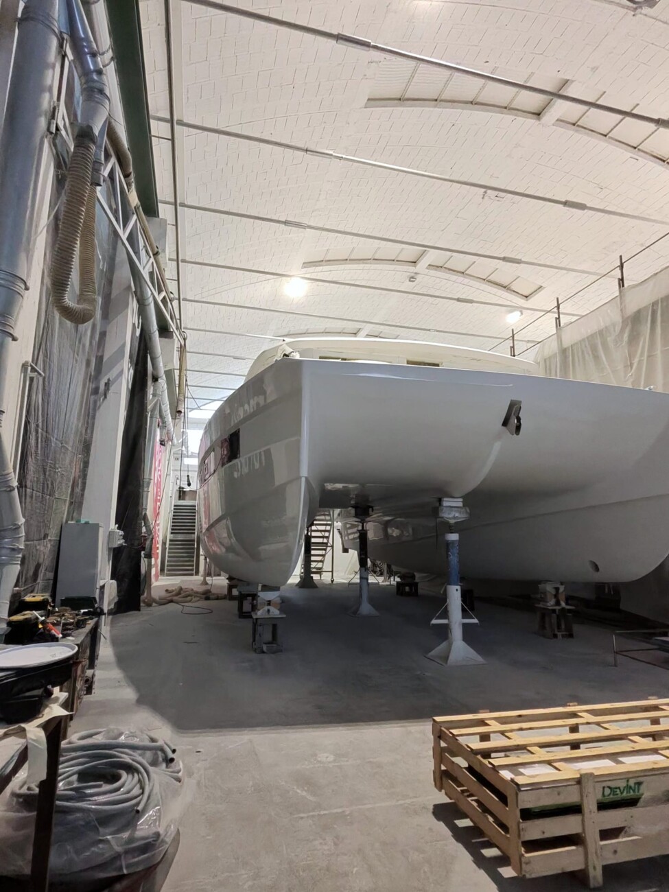 Hull 1 - Front view 1